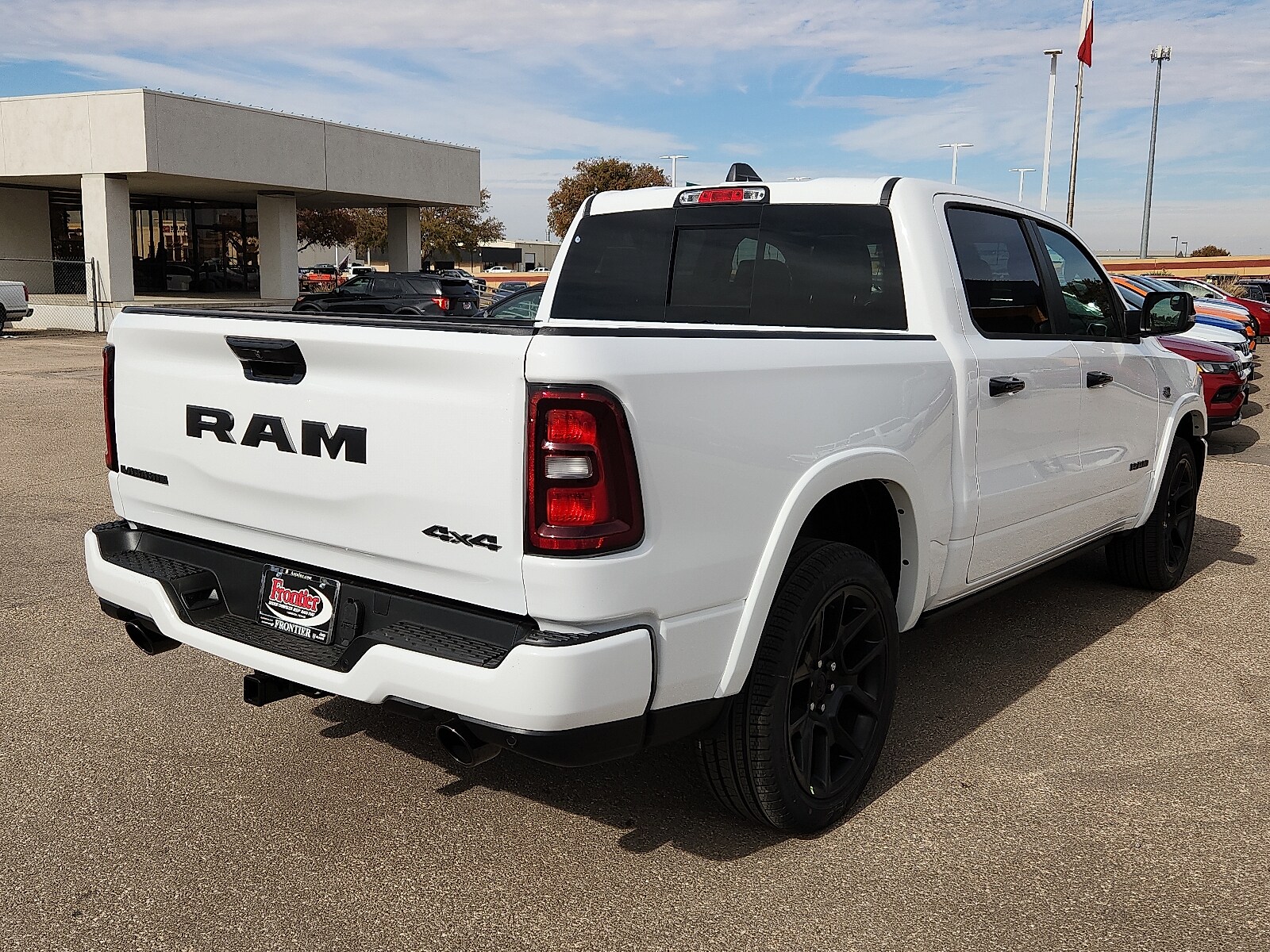 2026 Ram 1500 Laramie photo 4