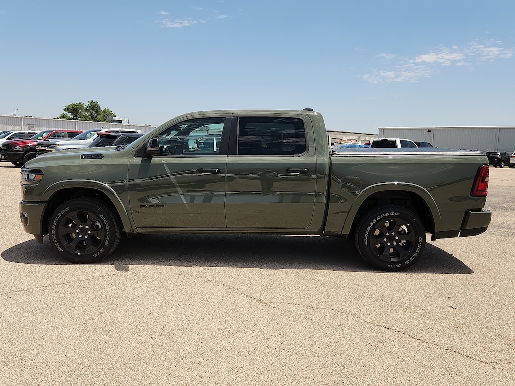 New 2026 Ram 1500 LONE STAR CREW CAB 4X4 5'7 BOX Pickup