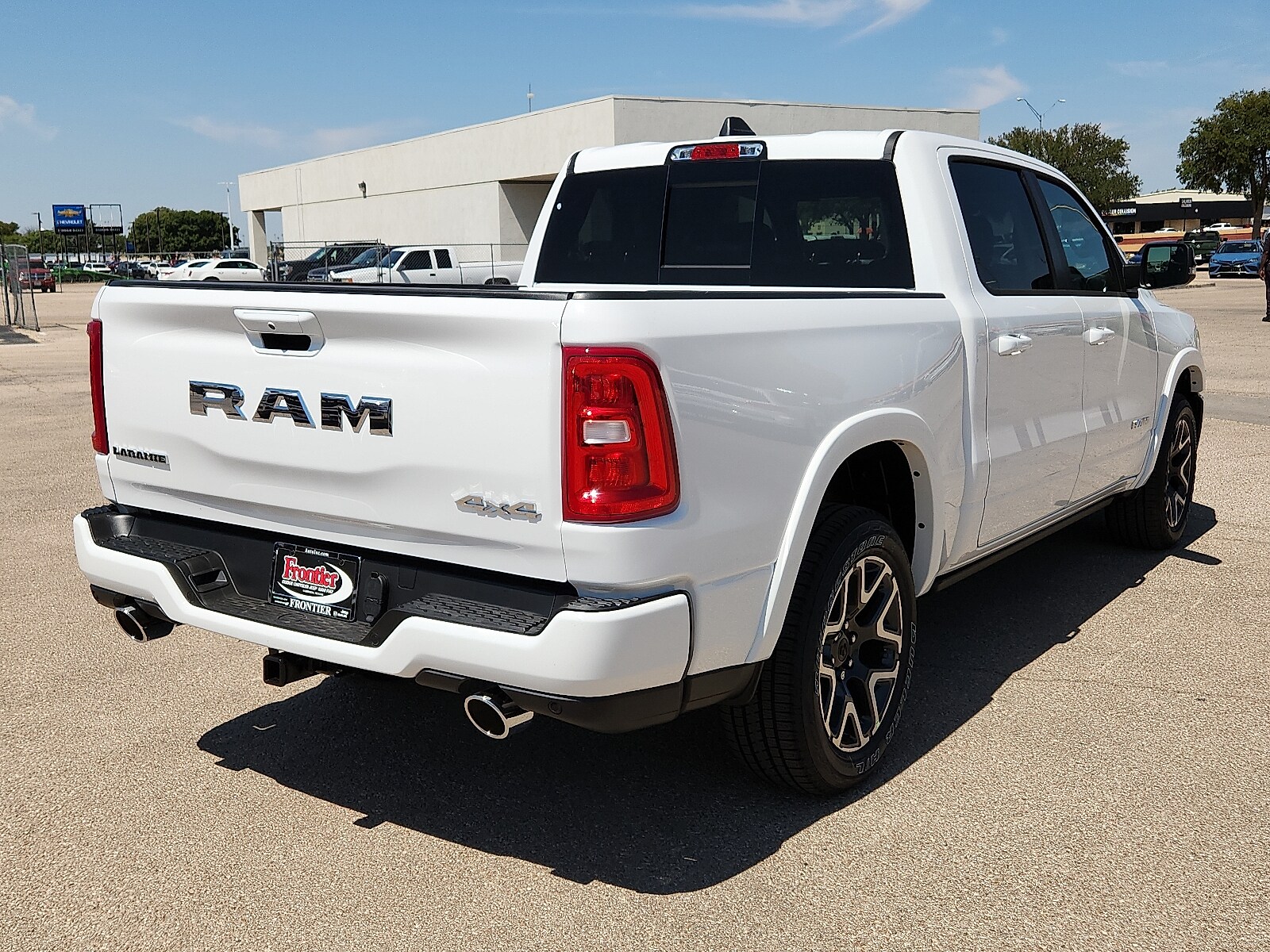 2026 Ram 1500 Laramie photo 4