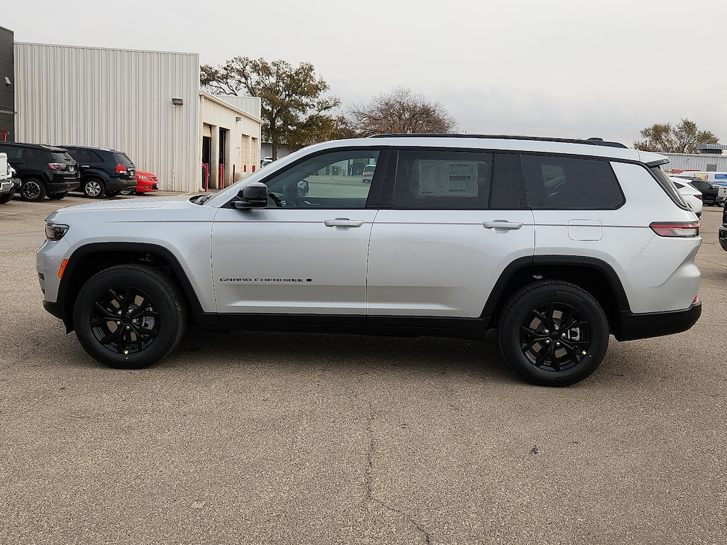 New 2025 Jeep Grand Cherokee L ALTITUDE X 4X4 Sport Utility