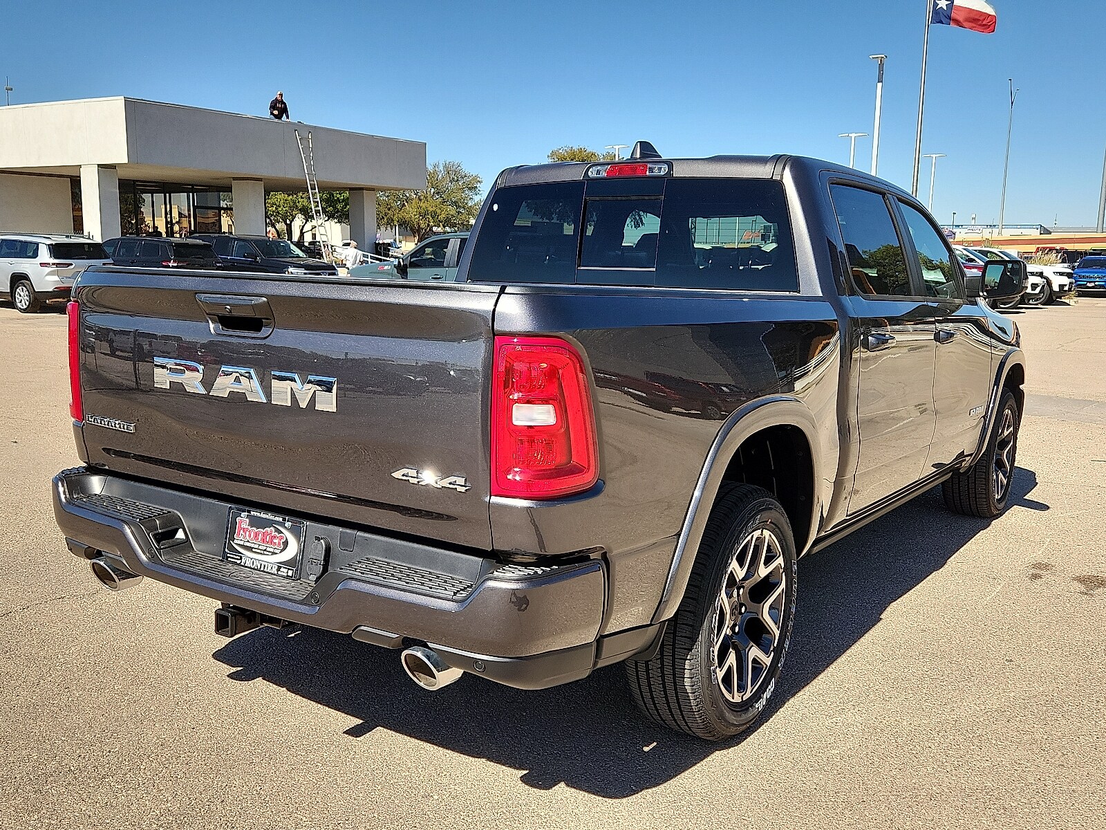 2026 Ram 1500 Laramie photo 3