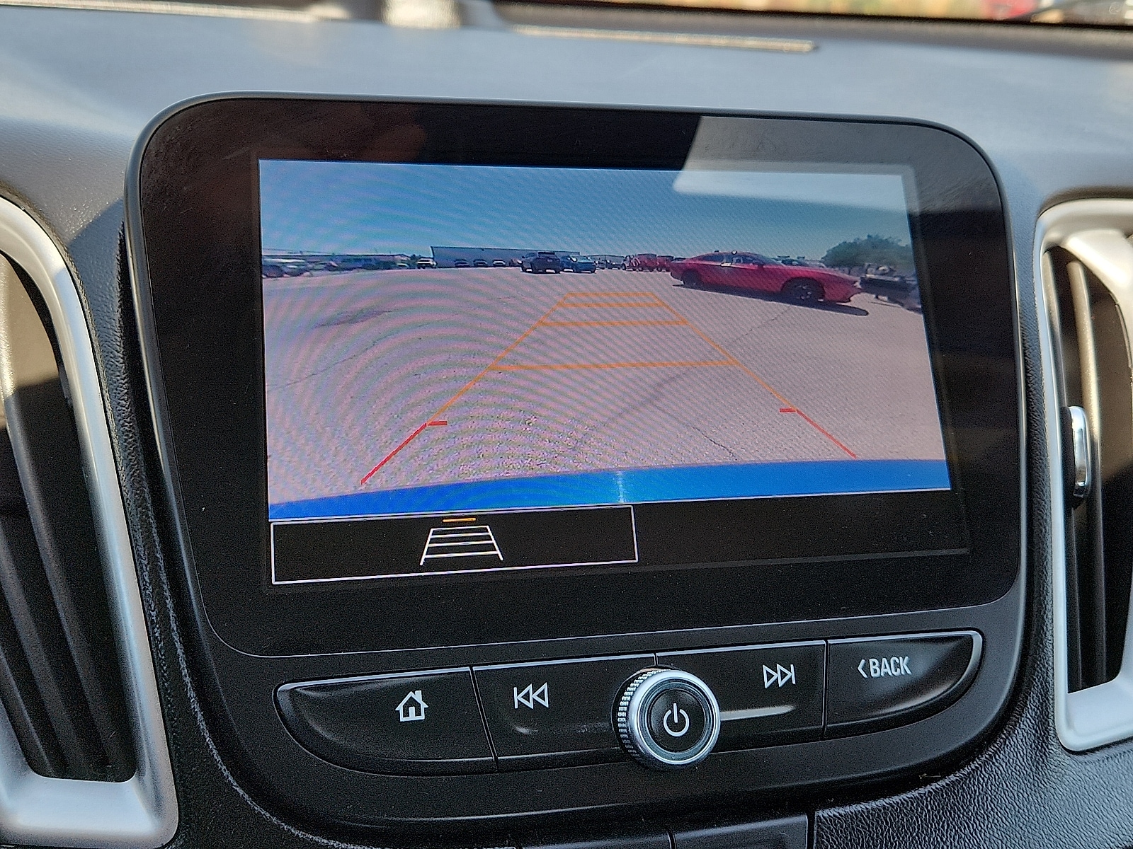 2023 Chevrolet Malibu 1LT - Photo 14