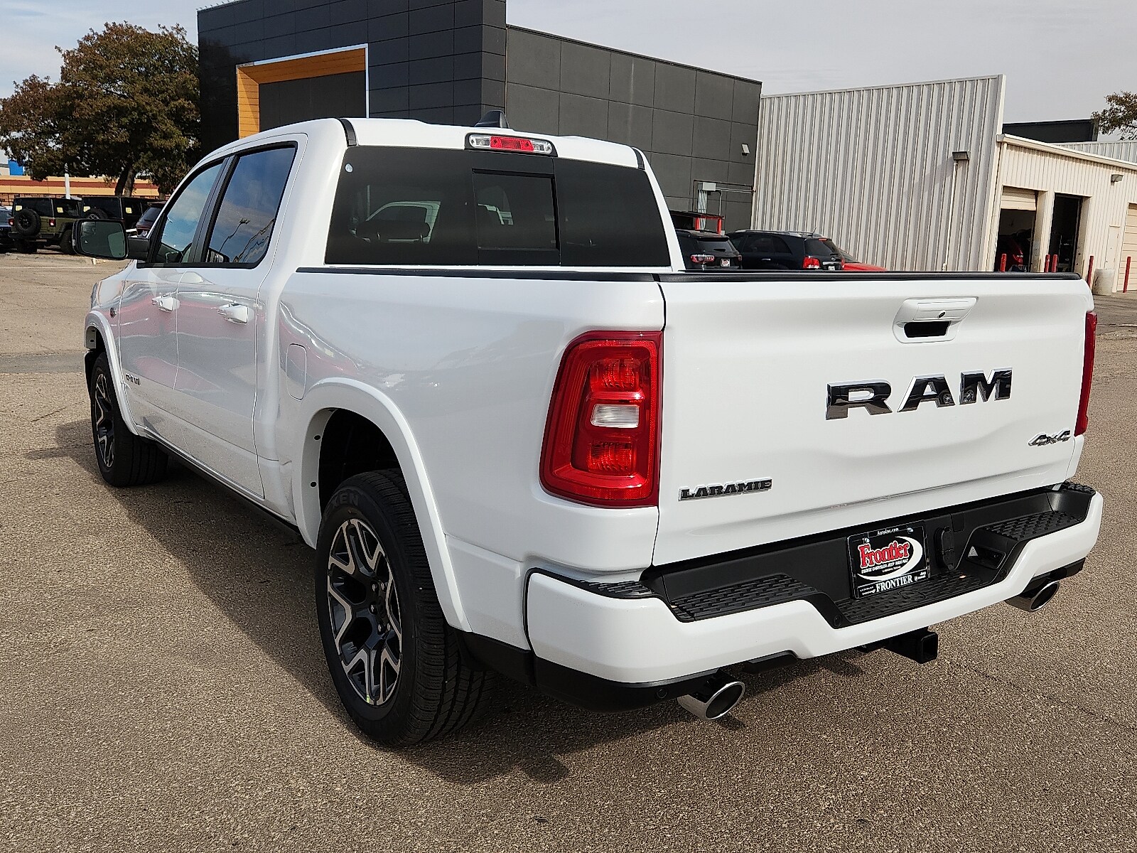 2026 Ram 1500 Laramie photo 3