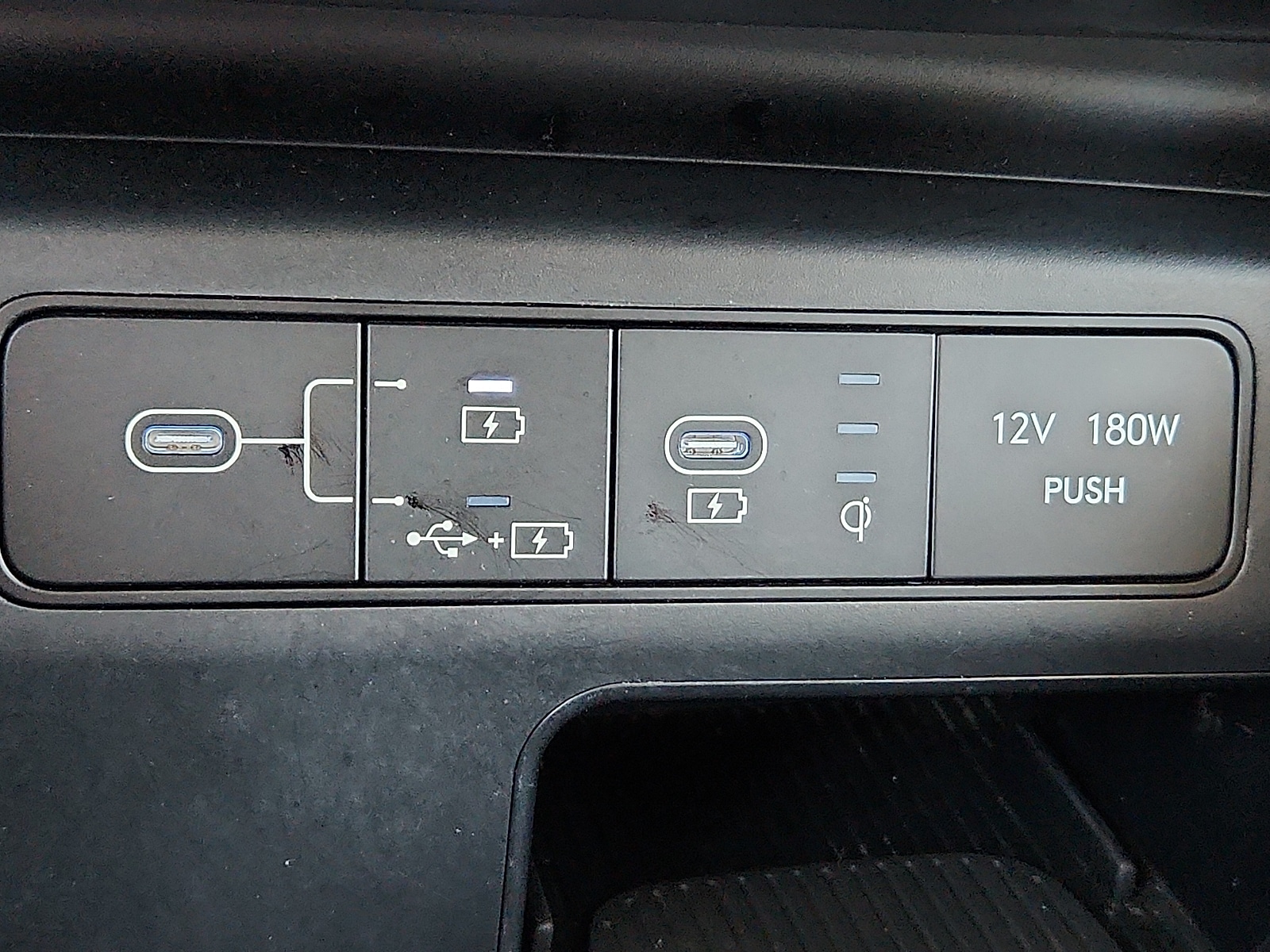 2025 Hyundai Tucson SEL - Photo 16