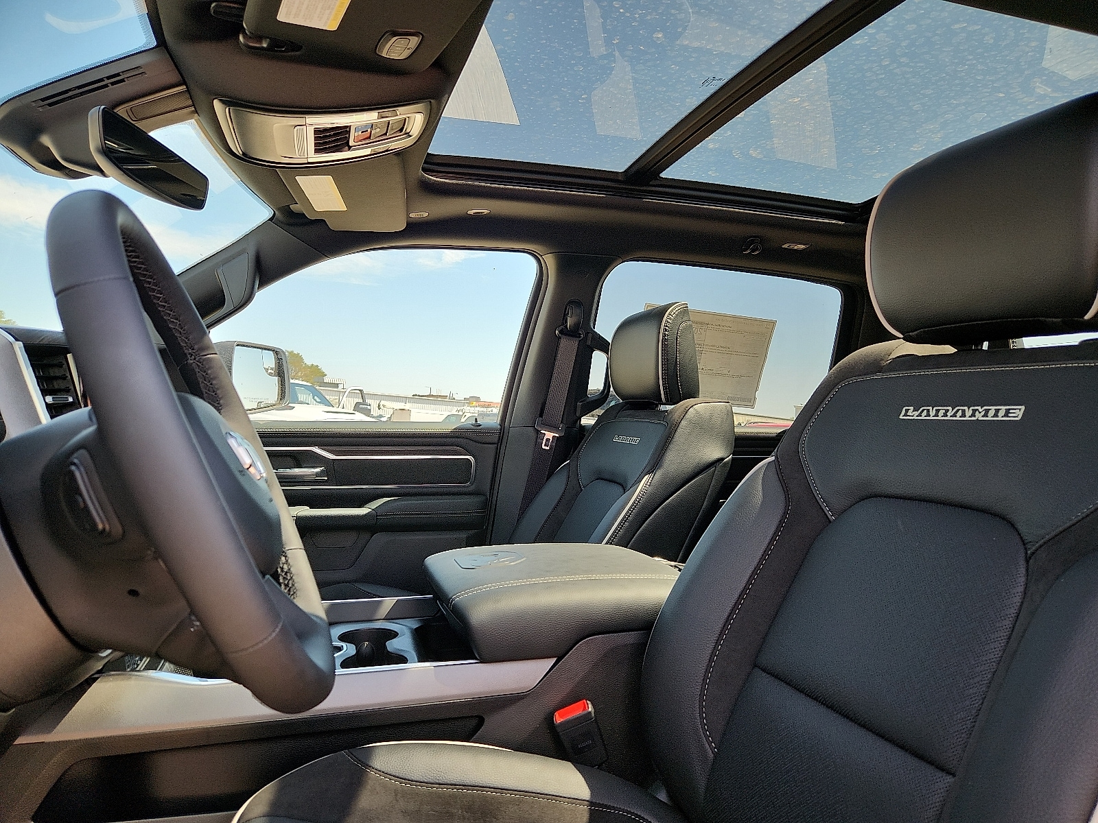 2026 RAM 1500 Laramie - Photo 13