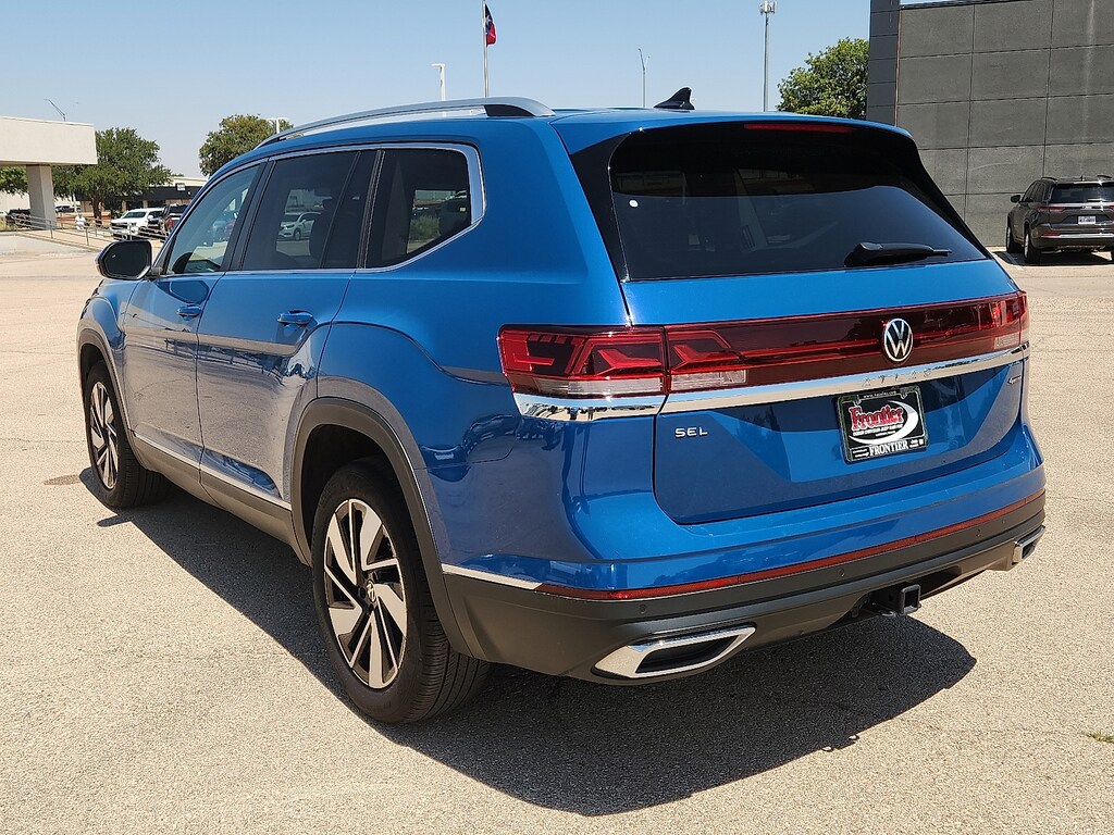 Used 2025 Volkswagen Atlas 2.0T SEL SUV