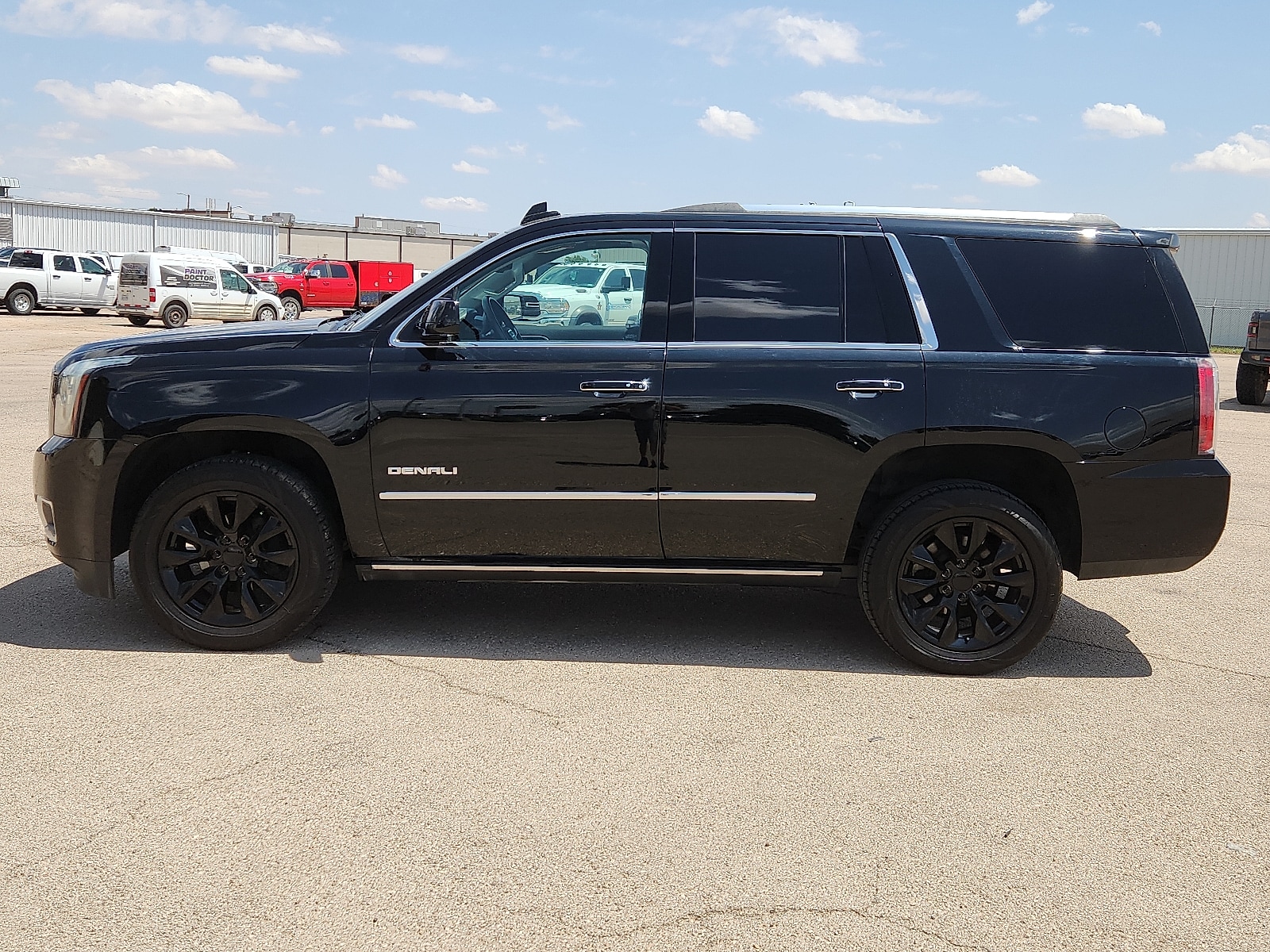 Used 2020 GMC Yukon Denali with VIN 1GKS1CKJ9LR172335 for sale in Lubbock, TX