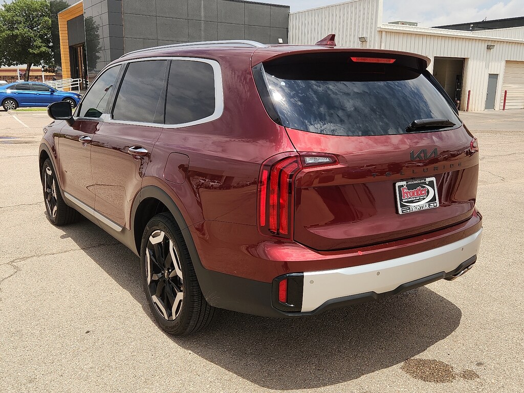 Used 2024 Kia Telluride S SUV
