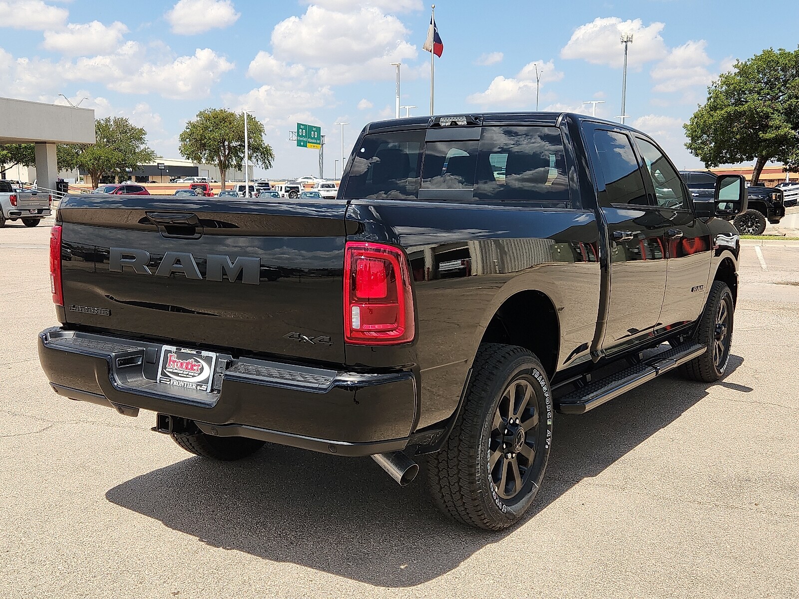 2026 Ram 2500 Laramie photo 4