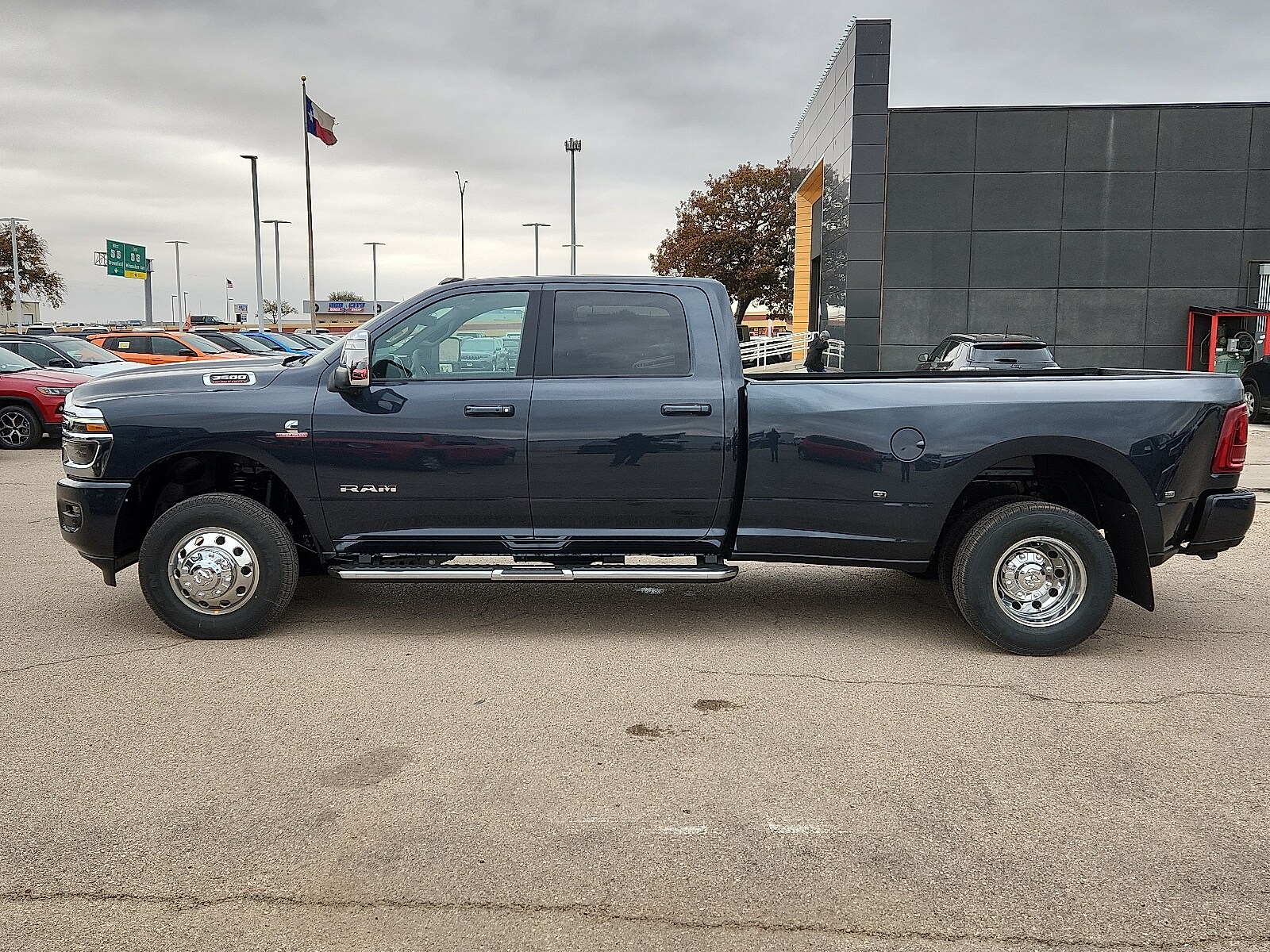 2026 Ram 3500 Laramie photo 2