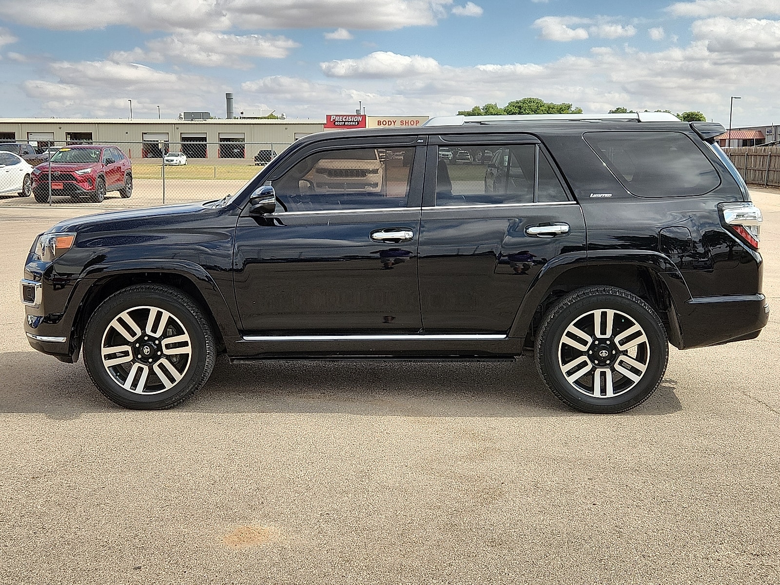 Used 2022 Toyota 4Runner Limited with VIN JTEKU5JR2N6061051 for sale in Lubbock, TX