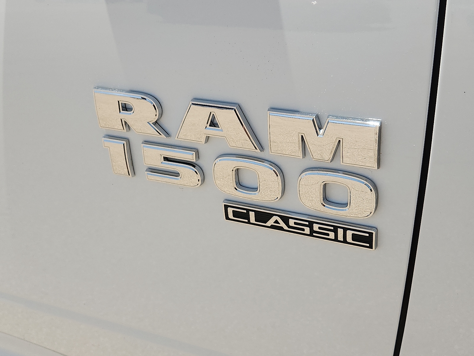 2024 RAM Ram 1500 Classic SLT - Photo 8
