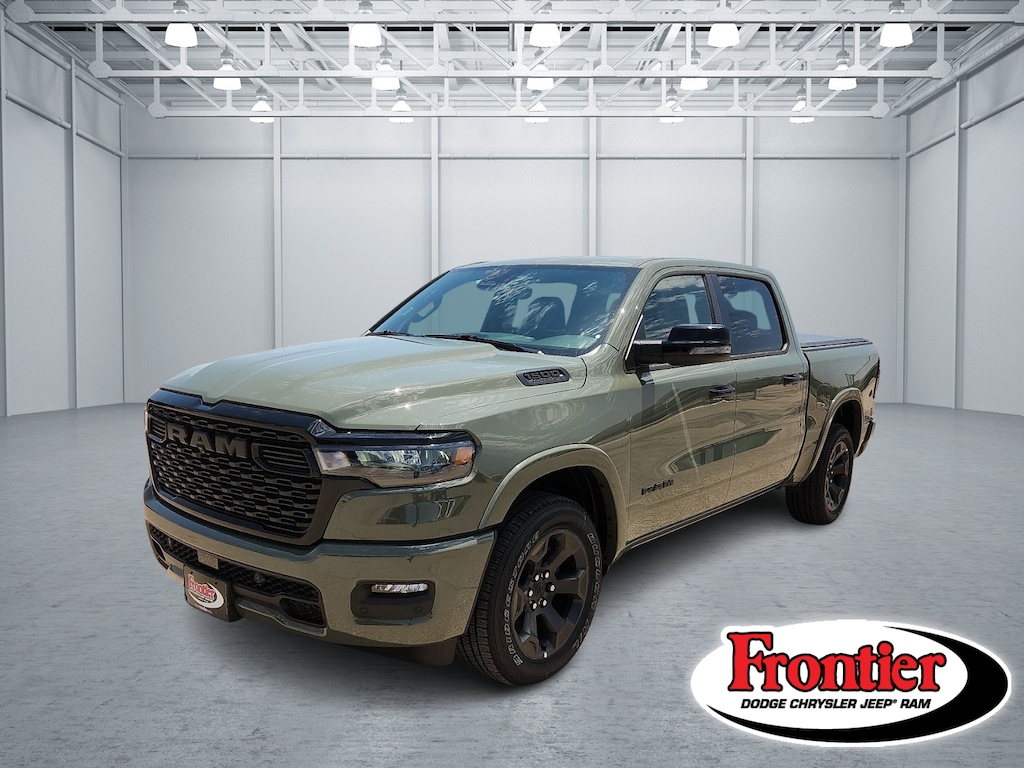 New 2026 Ram 1500 LONE STAR CREW CAB 4X4 5'7 BOX Pickup