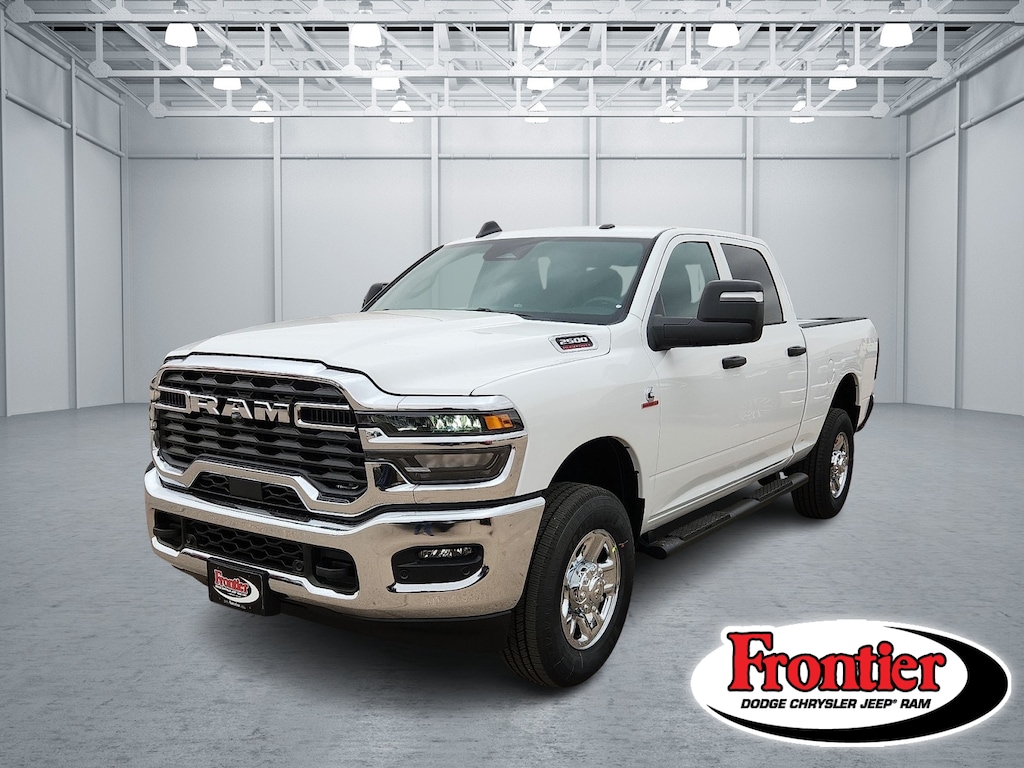 New 2026 Ram 2500 TRADESMAN CREW CAB 4X4 6'4 BOX Pickup