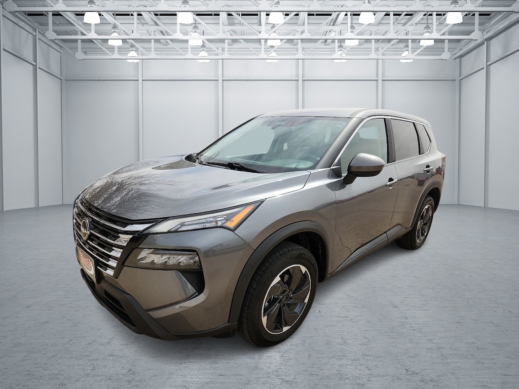 Used 2024 Nissan Rogue SV SUV