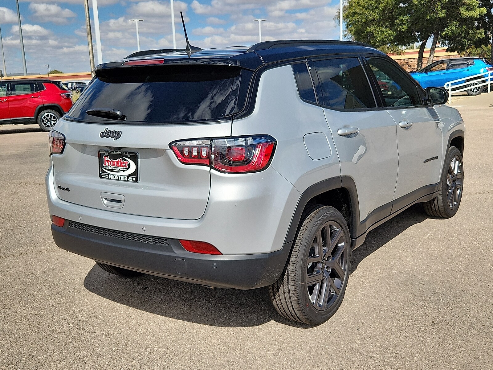2026 Jeep Compass Limited Altitude photo 2