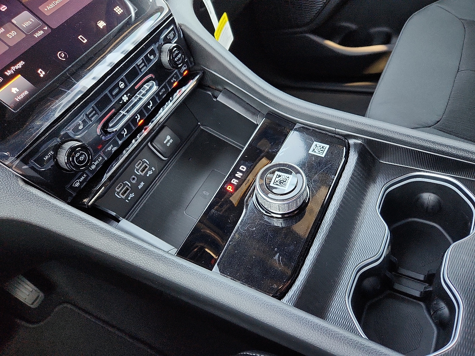 2025 Jeep Grand Cherokee Laredo - Photo 20