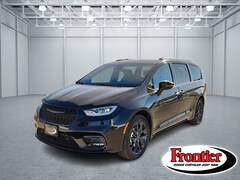 2026 Chrysler Pacifica LIMITED Passenger Van