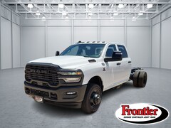 2025 Ram 3500 Chassis Cab 3500 TRADESMAN CREW CAB CHASSIS 4X4 60' CA Pickup