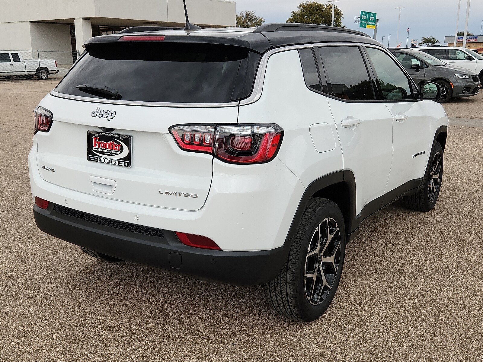 2026 Jeep Compass Limited photo 4