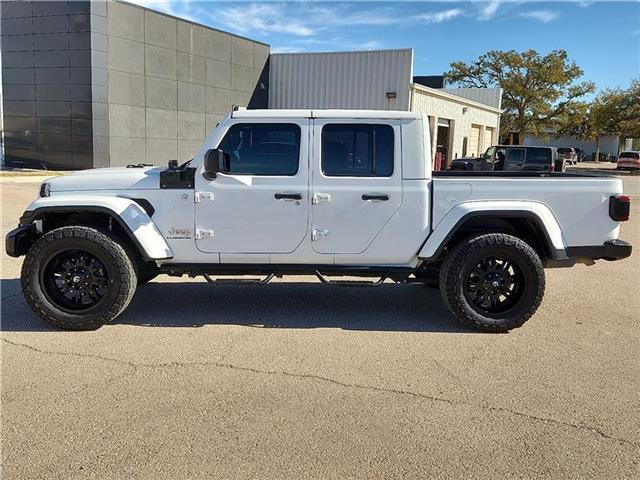 2020 Jeep Gladiator Overland photo 2