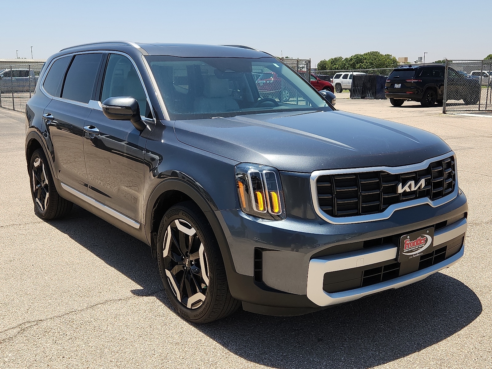 2024 Kia Telluride S - Photo 6