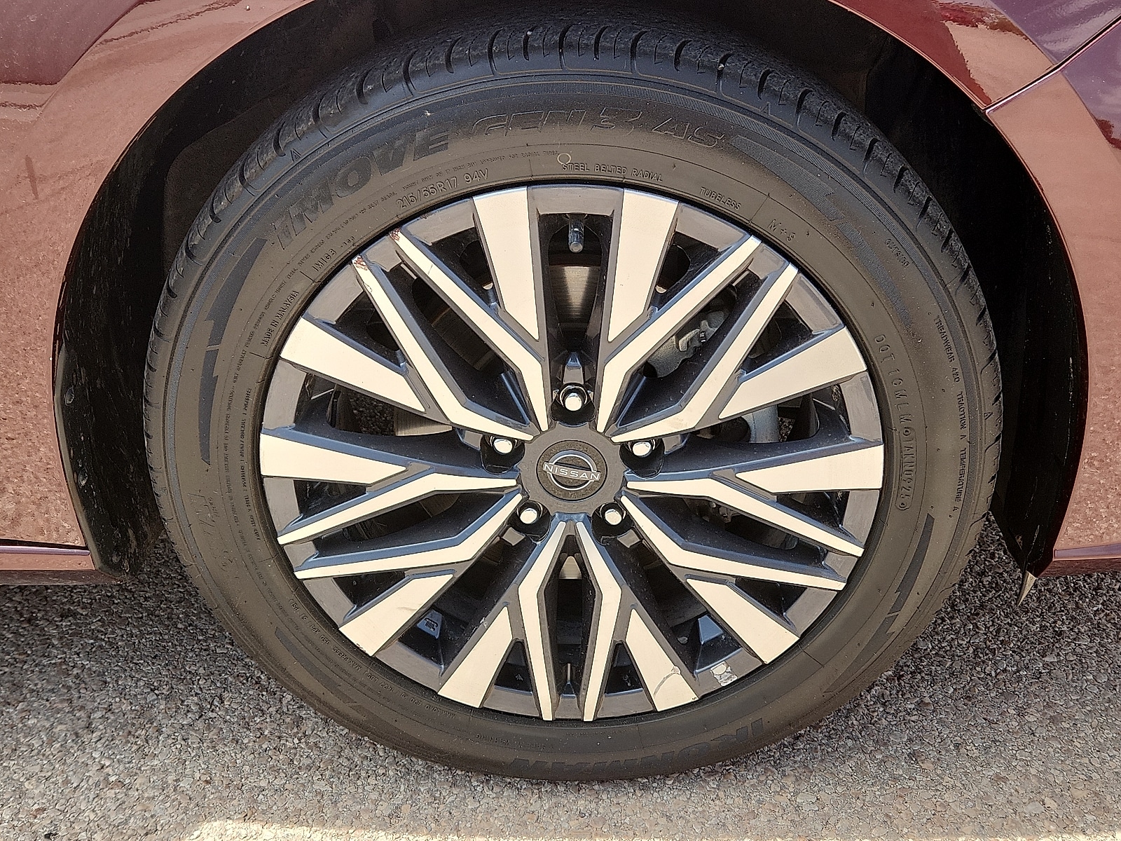 2025 Nissan Altima SV - Photo 7