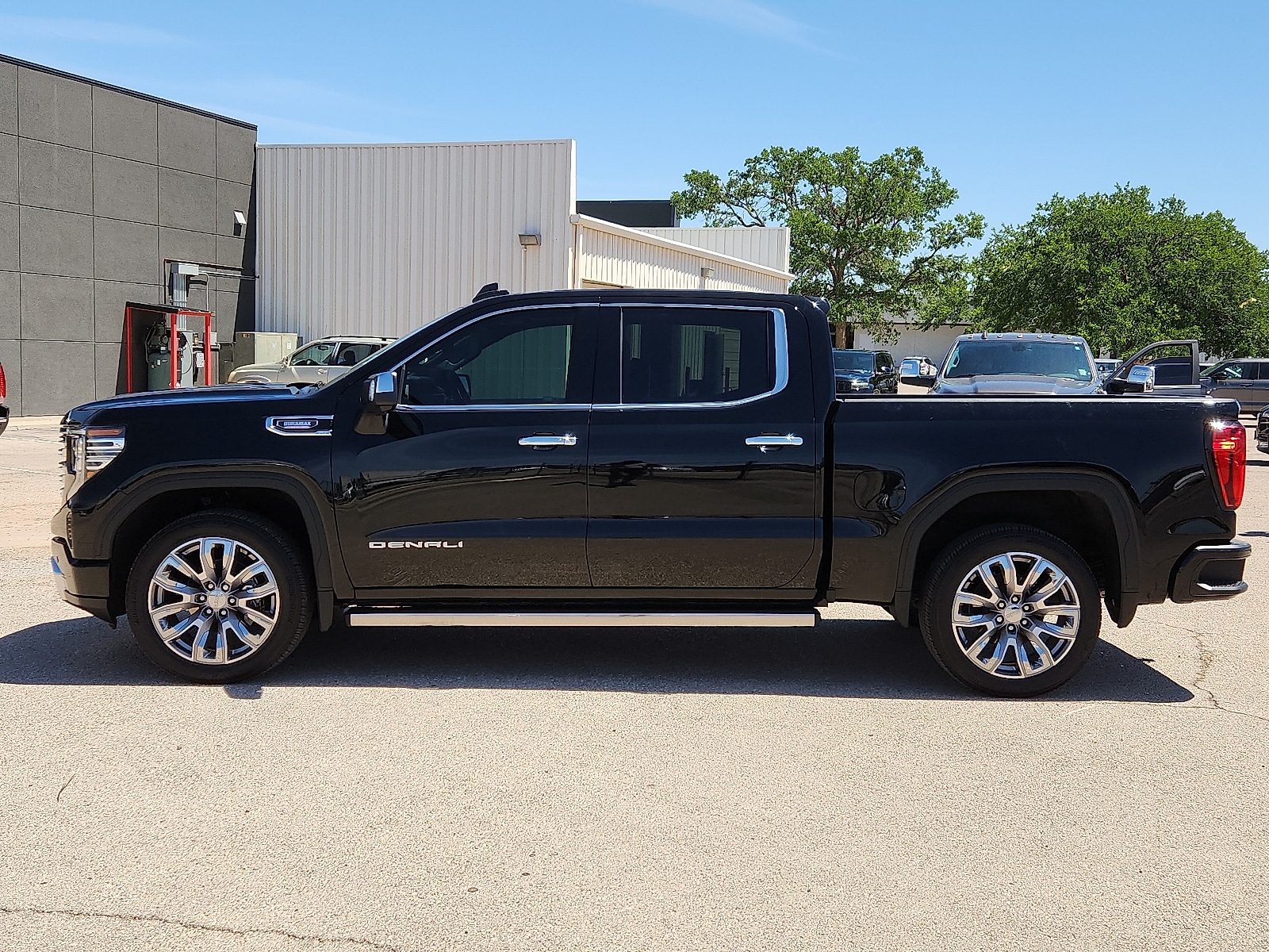 Used 2024 GMC Sierra 1500 Denali Denali with VIN 3GTPHGE8XRG375921 for sale in Lubbock, TX