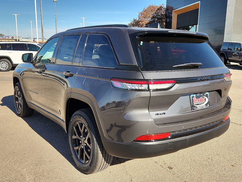 New 2025 Jeep Grand Cherokee ALTITUDE X 4X4 Sport Utility