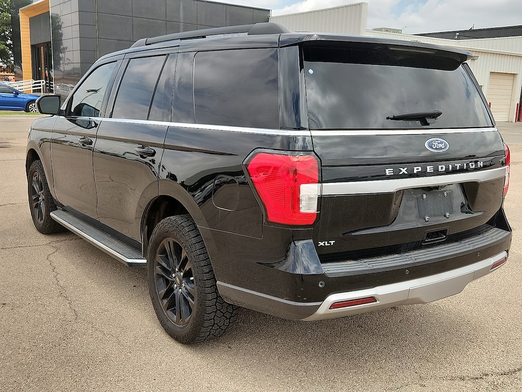 Used 2022 Ford Expedition XLT SUV