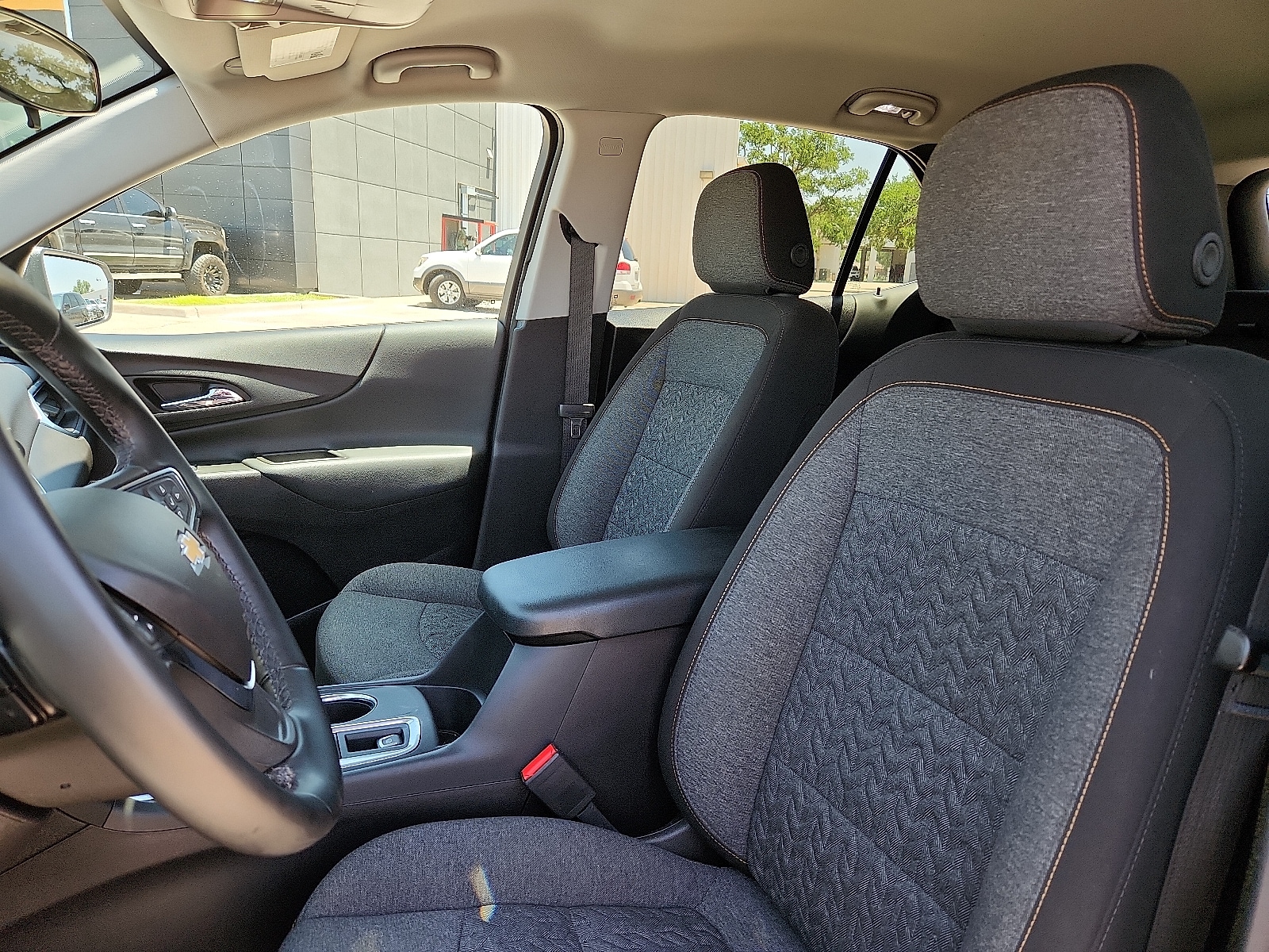 2024 Chevrolet Equinox LT - Photo 13