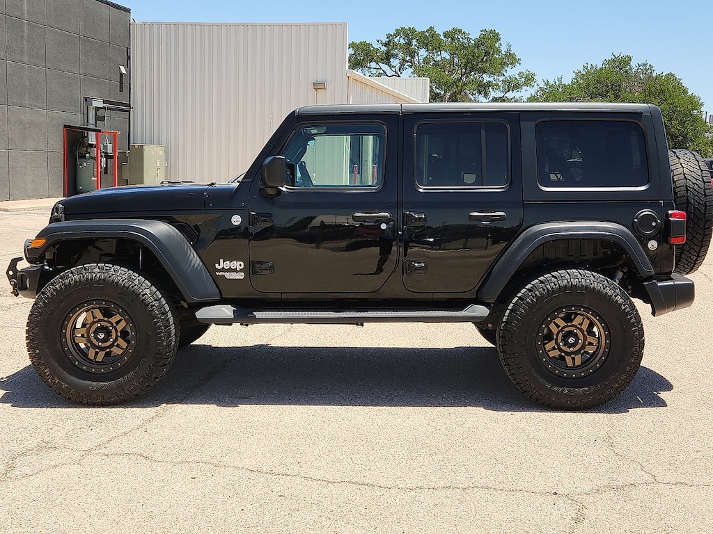 Used 2018 Jeep Wrangler Unlimited Sport 4x4 SUV
