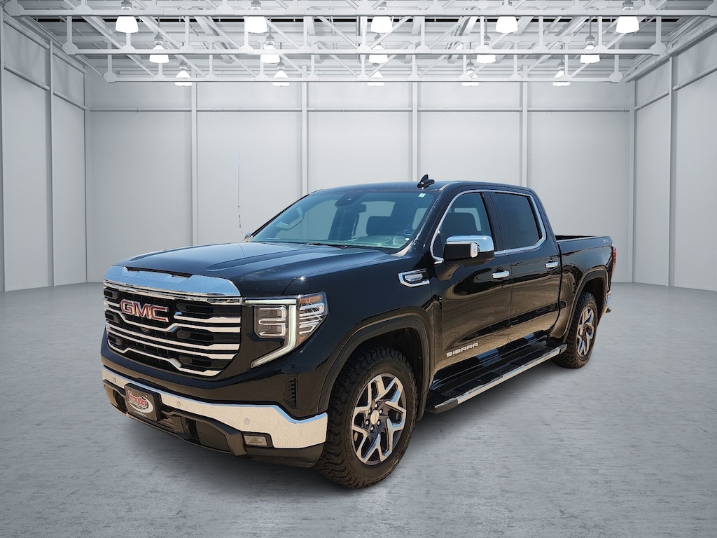 Used 2023 GMC Sierra 1500 SLT Truck Crew Cab