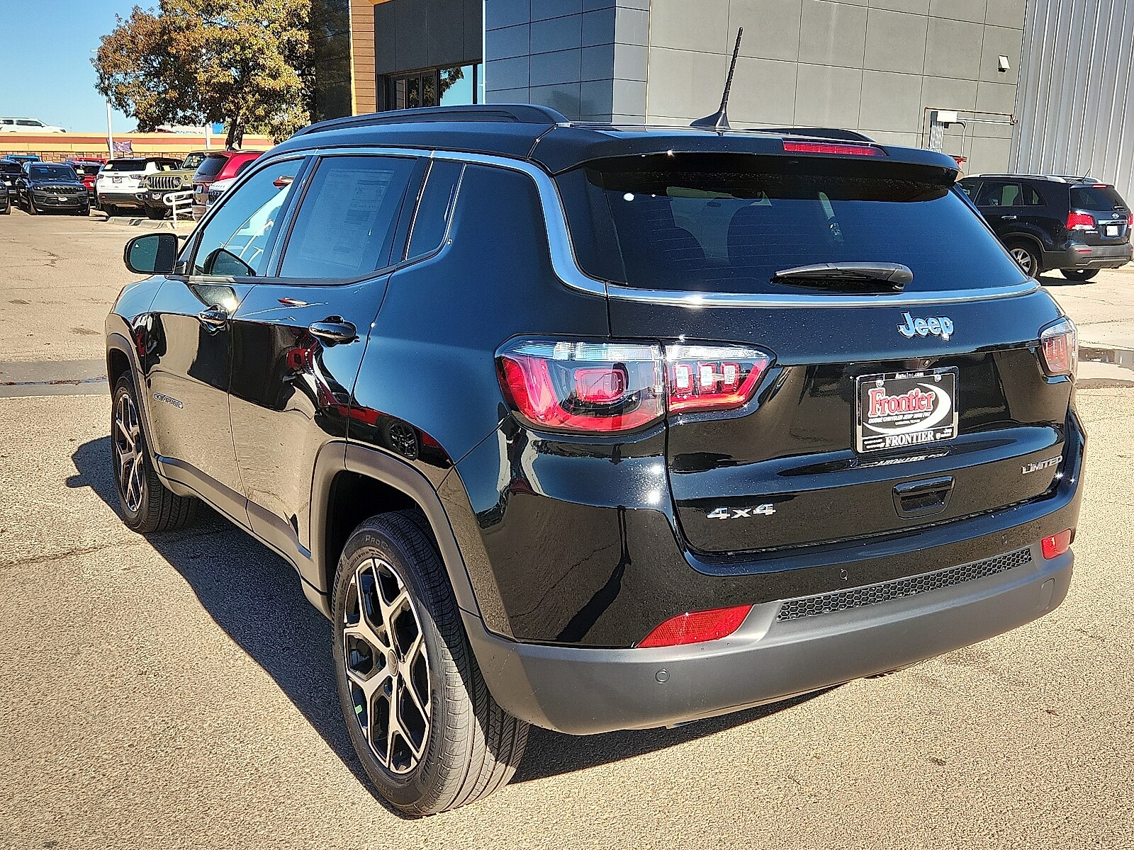 2026 Jeep Compass Limited photo 3