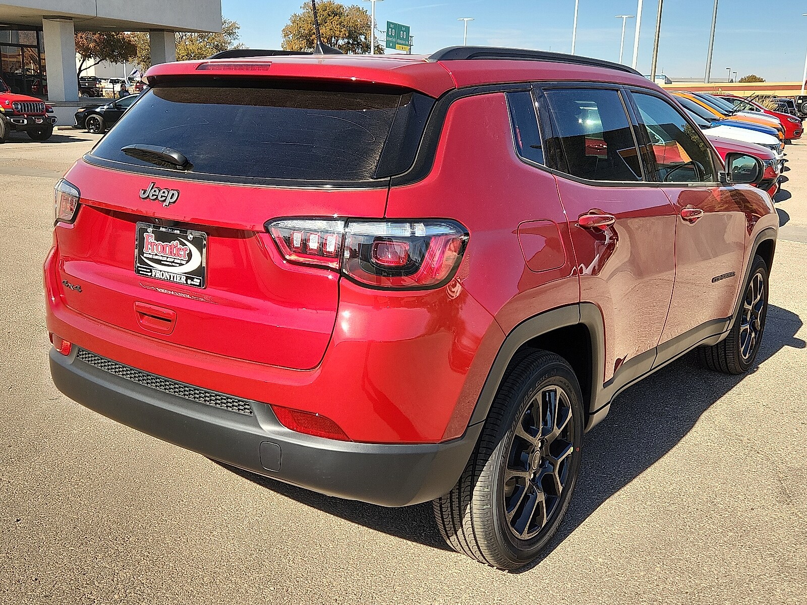 2026 Jeep Compass Latitude Altitude photo 2