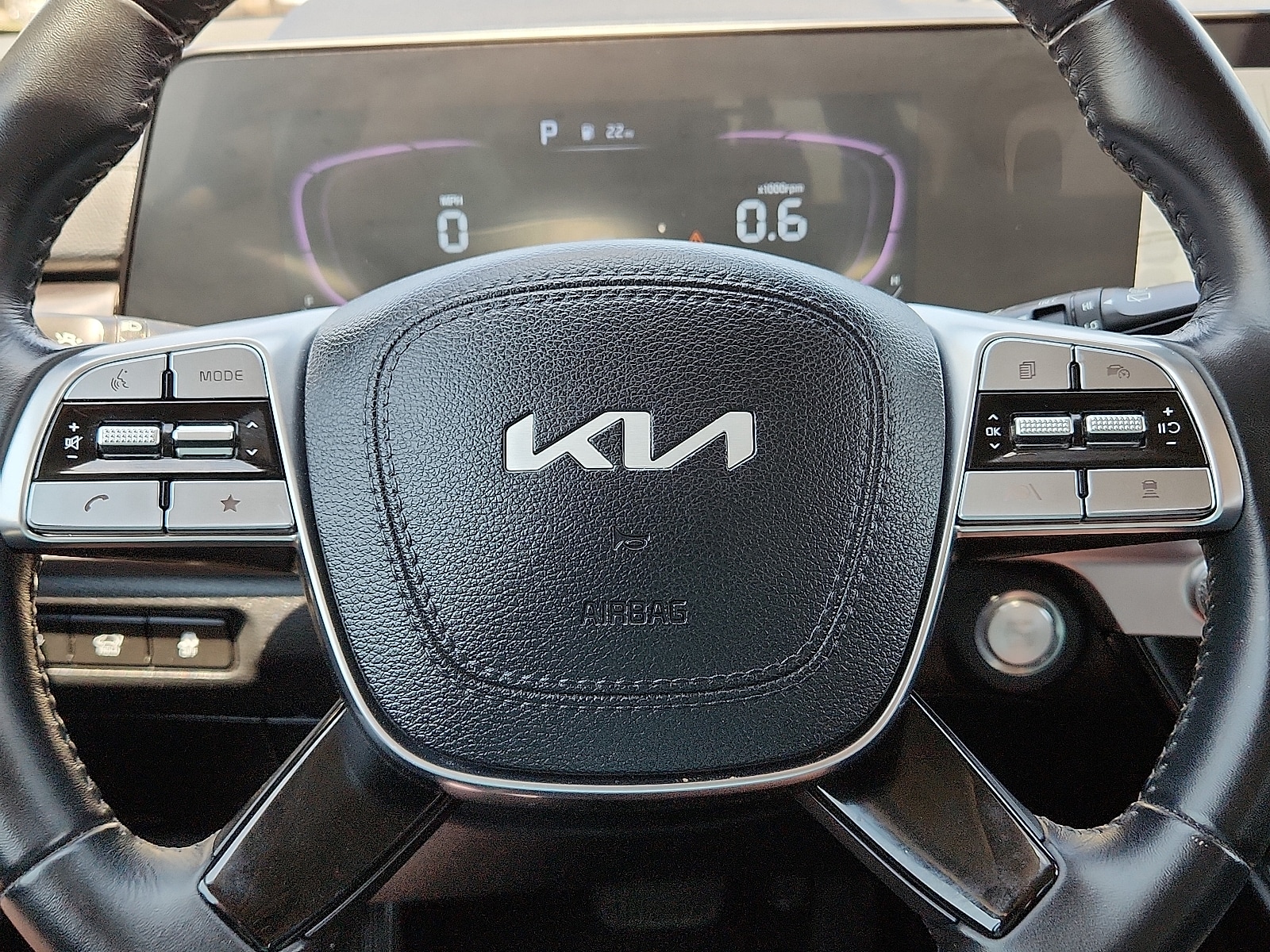 2025 Kia Telluride S - Photo 19