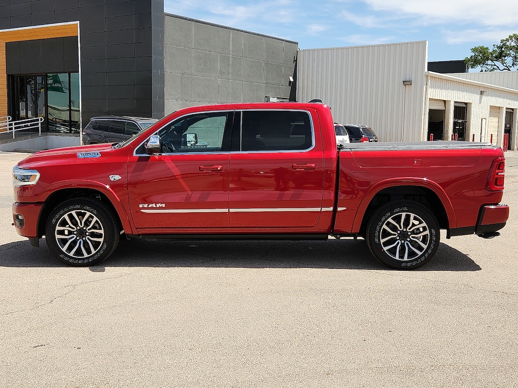 New 2026 Ram 1500 LIMITED CREW CAB 4X4 5'7 BOX Pickup