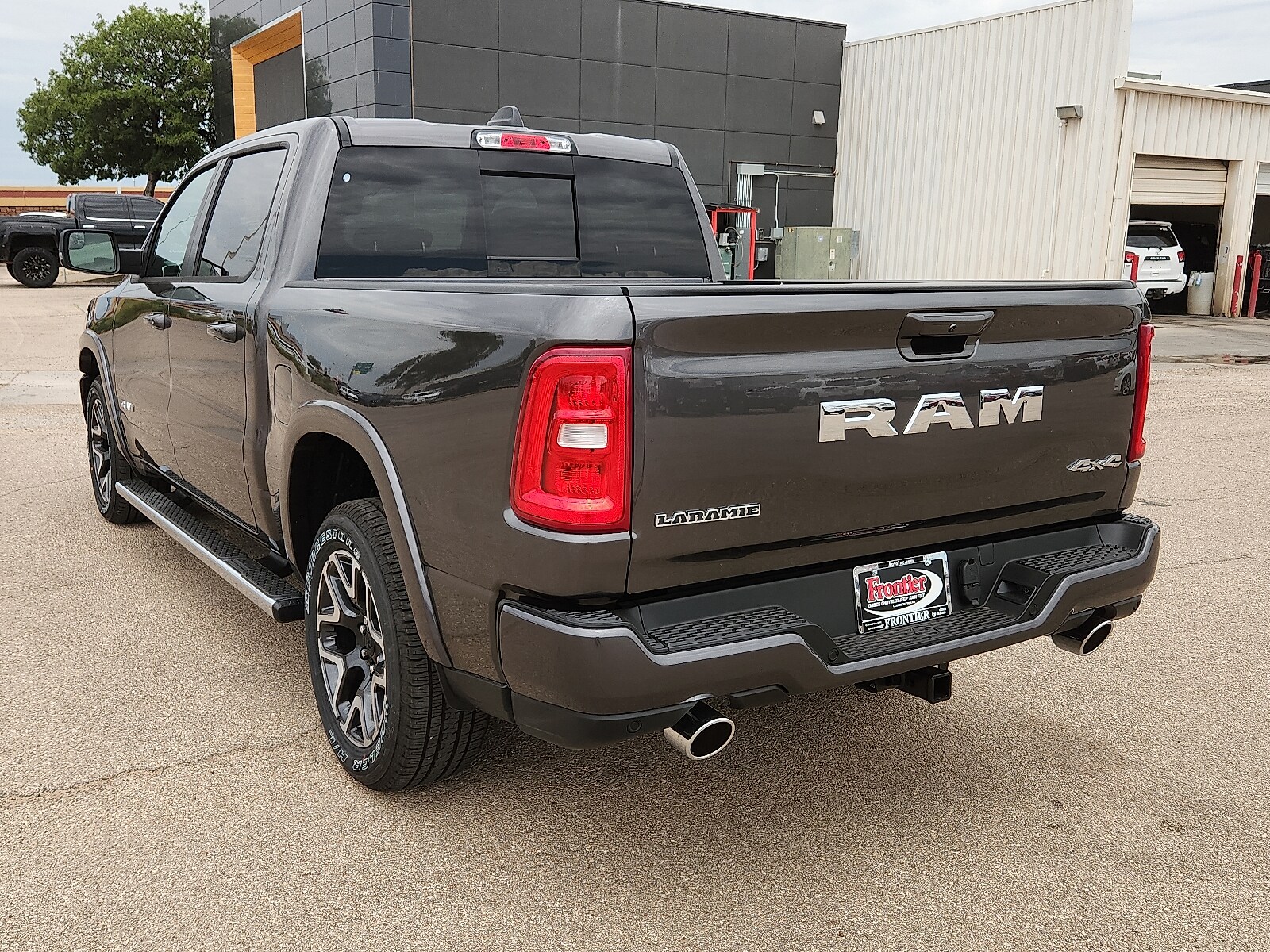 2026 Ram 1500 Laramie photo 3
