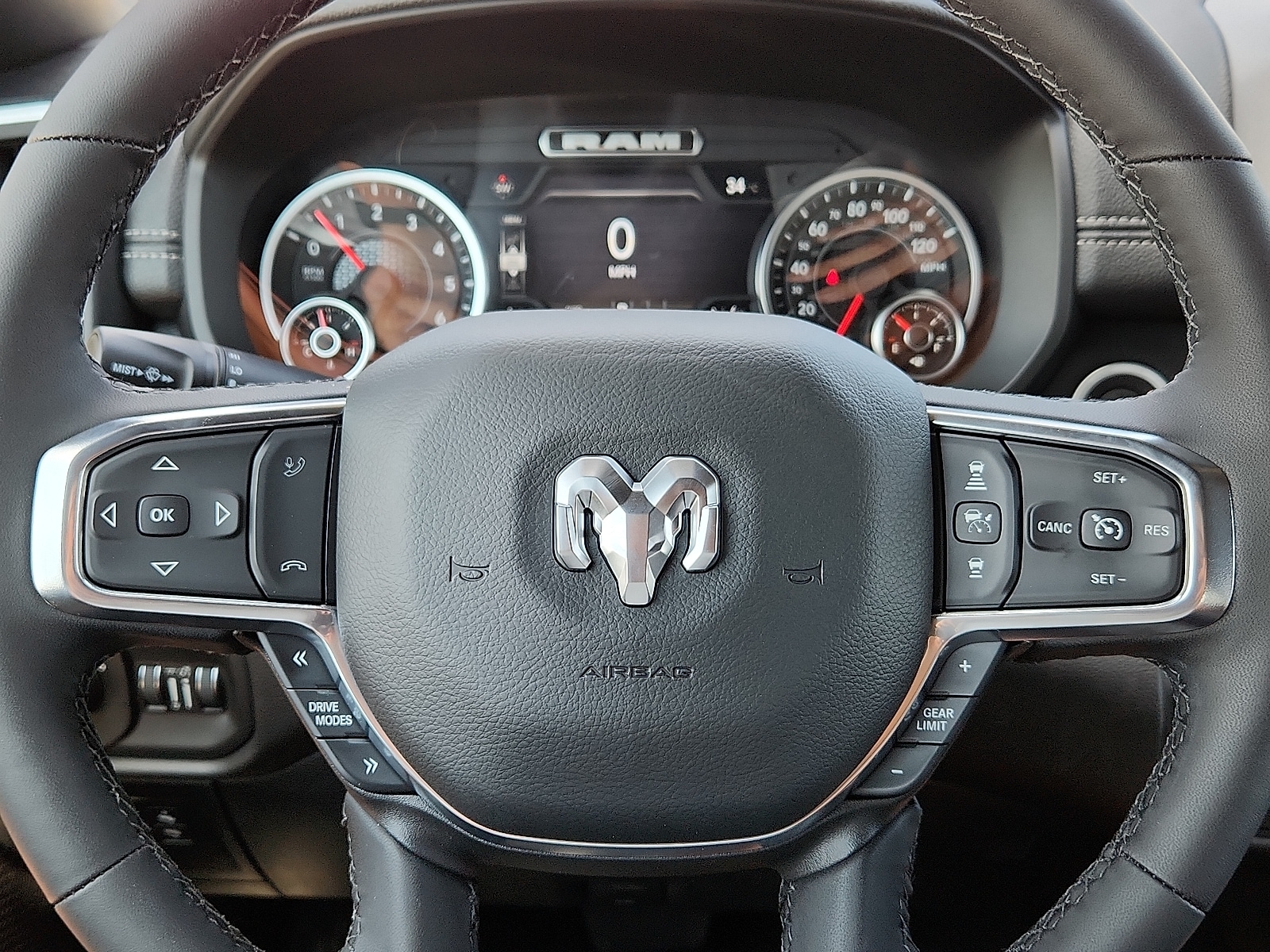 2026 RAM 1500 Laramie - Photo 19