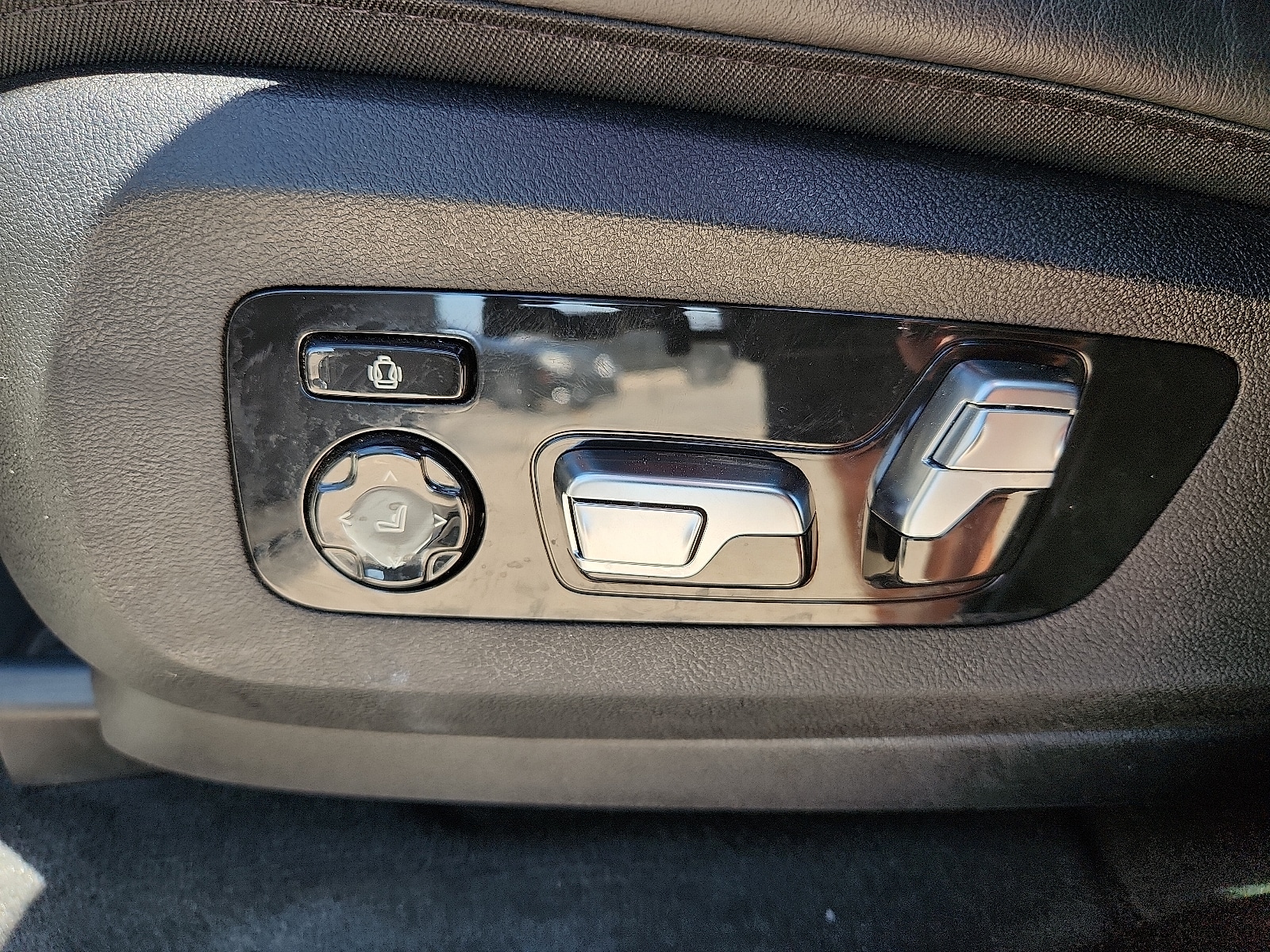 2025 BMW X5 50e - Photo 12