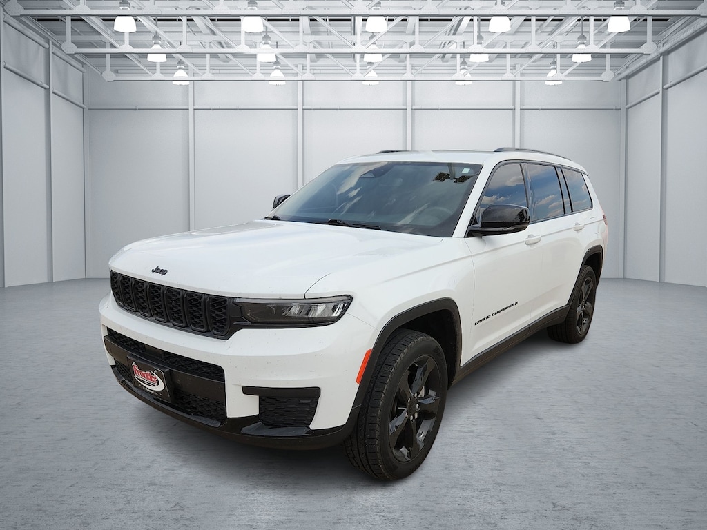 Used 2023 Jeep Grand Cherokee L Laredo SUV