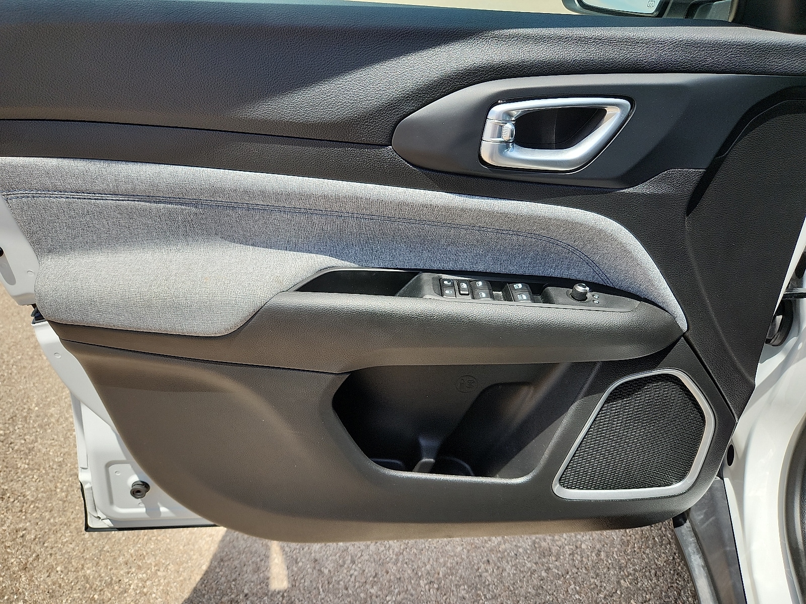 2026 Jeep Compass Latitude - Photo 12