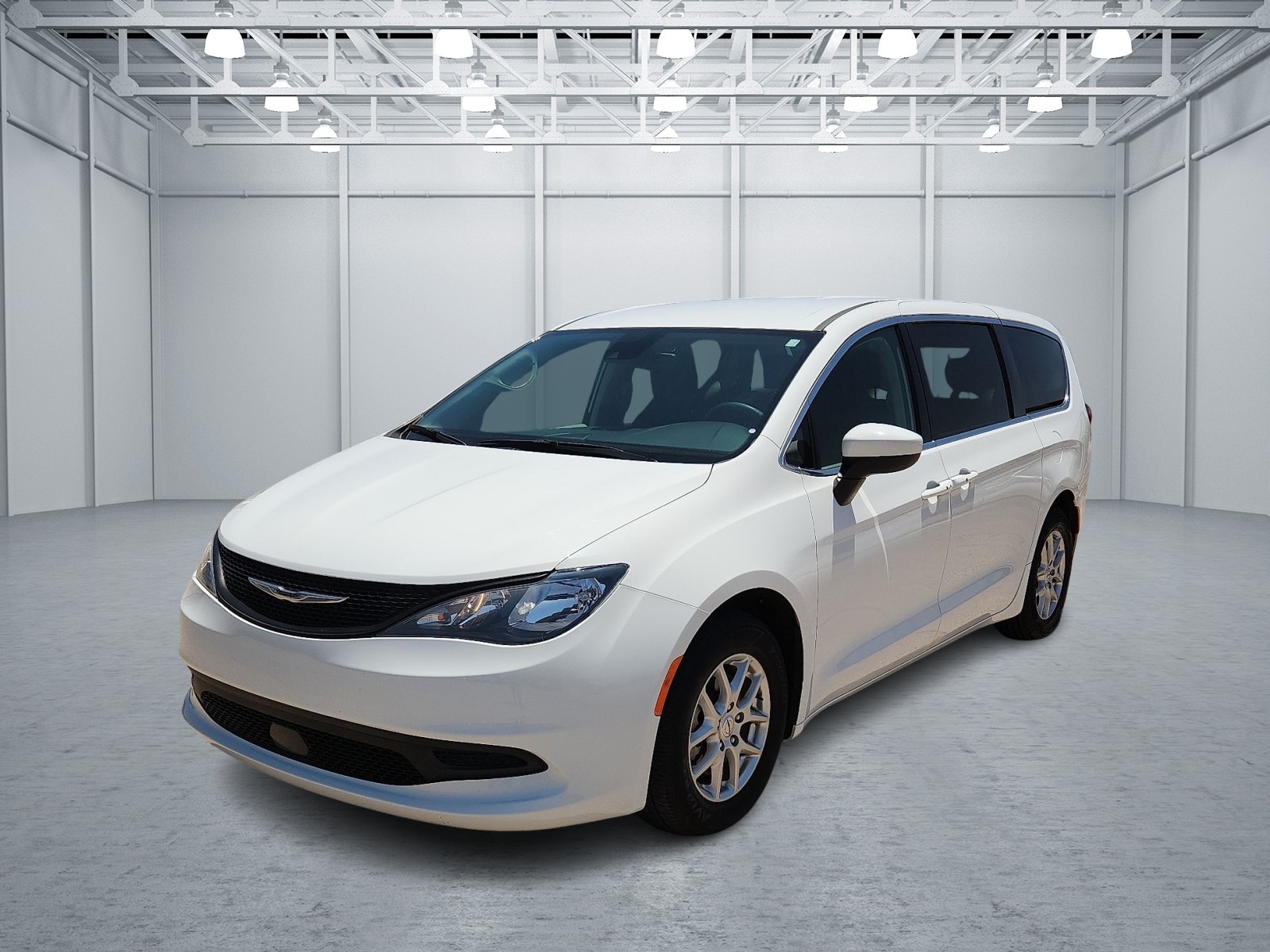 2023 Chrysler Voyager LX's photo
