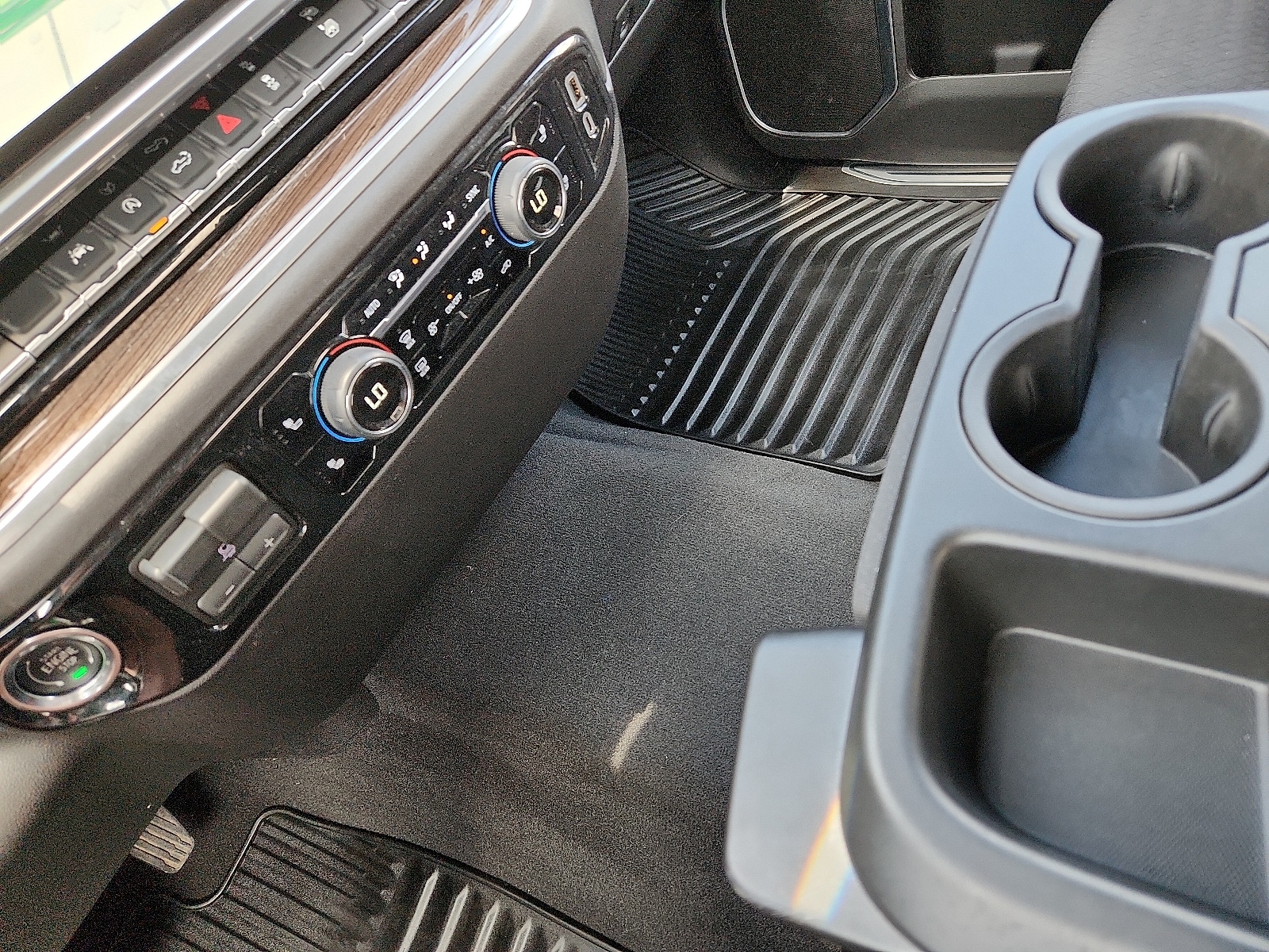 2026 Chevrolet Silverado 1500 RST - Photo 20