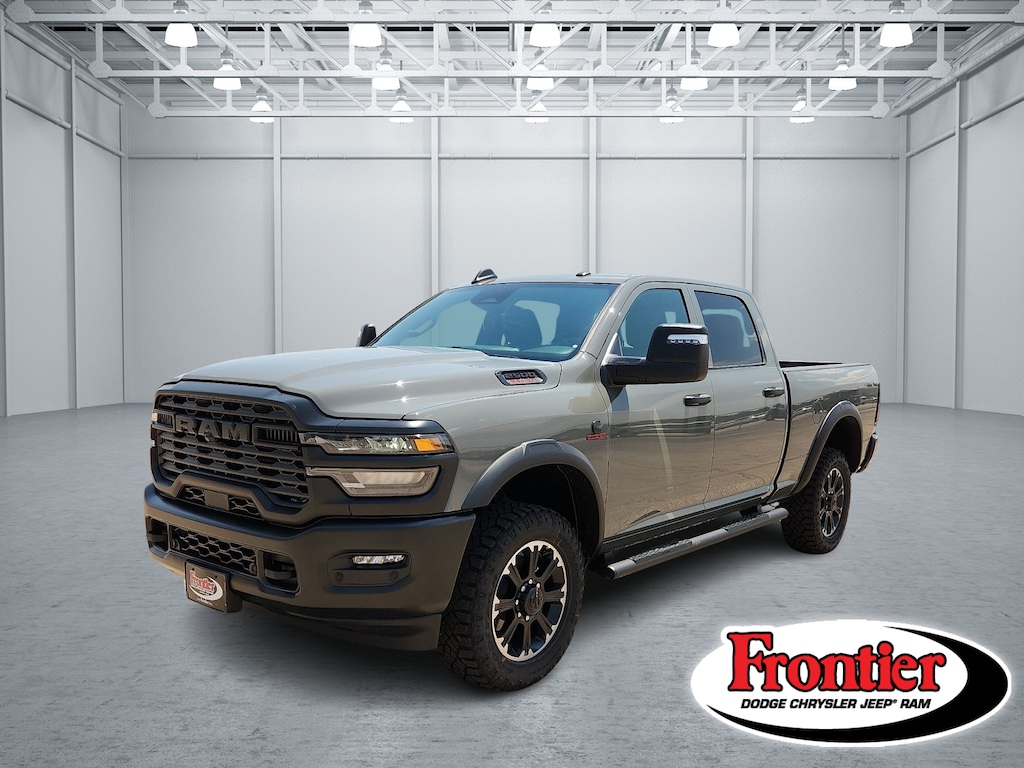 New 2026 Ram 2500 WARLOCK CREW CAB 4X4 6'4 BOX Pickup