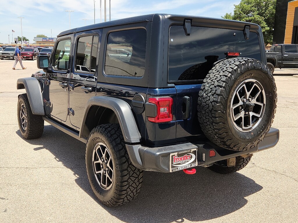 Used 2025 Jeep Wrangler Rubicon SUV