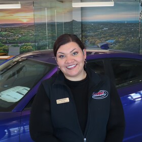 Staff member Olivia Roberts from ID_2ca51e4d55ad