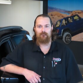 Staff member Stephen Lewis from ID_4d39d5e39ca5