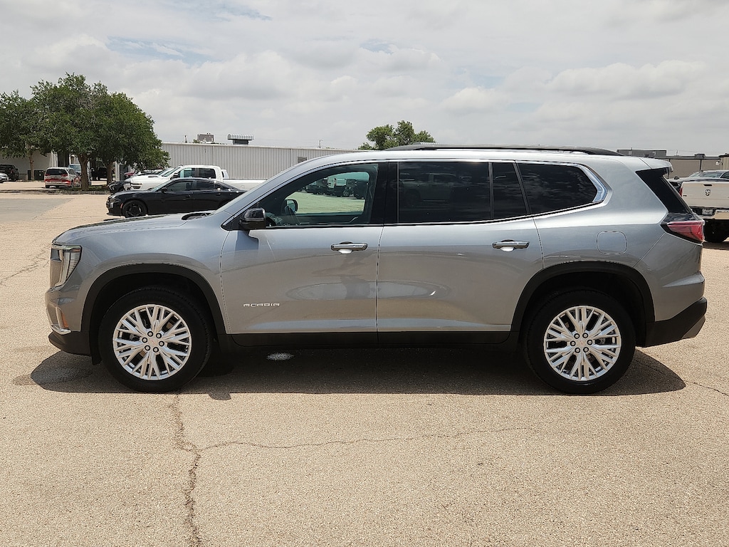 Used 2026 GMC Acadia Elevation SUV