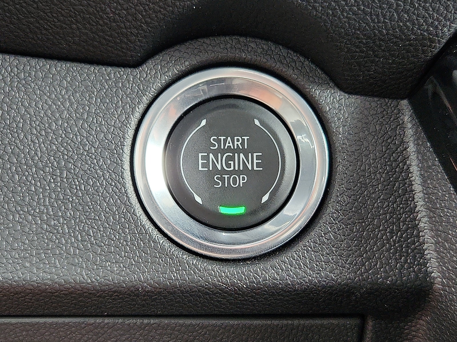 2026 Chevrolet Traverse LT - Photo 16
